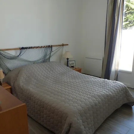 Maison La Tranche-sur-mer, 5 Pièces, 7 Personnes - Fr-1-194-245 Hébergement de vacances La Tranche-sur-Mer